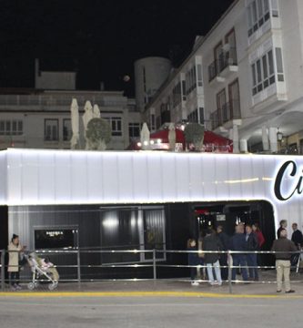 Fachada de cine huercal overa